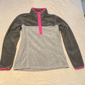 Columbia women’s size medium half snap fleece pullover